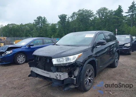 2018 Toyota Highlander Le из США, поврежденный, VIN 5TDBZRFHXJS488260